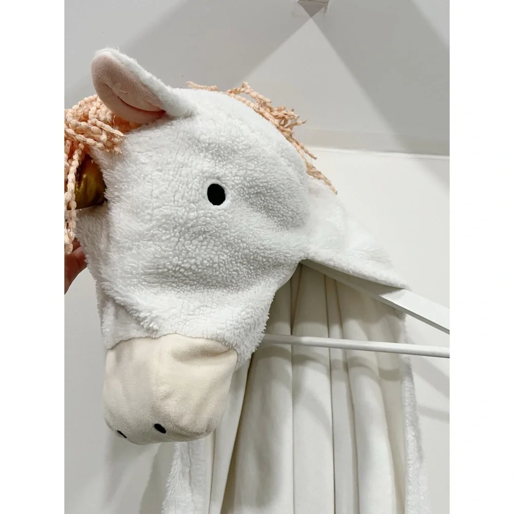 Pillowfort Unicorn Hooded Blanket White Plush Wearable Throw Kids 40x50